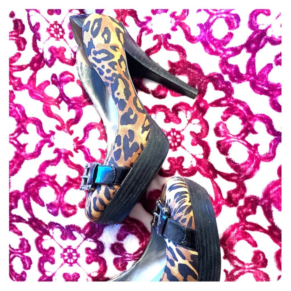 Cheetah Print Guess Heels